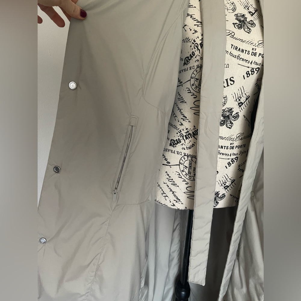 Pre LOVED Lululemon Insulated Trench - Picture 10 of 12